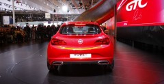 Nowy Opel Astra GTC Paris Concept - Paris Motor Show 2010