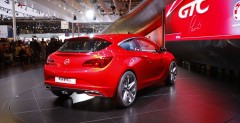Nowy Opel Astra GTC Paris Concept - Paris Motor Show 2010