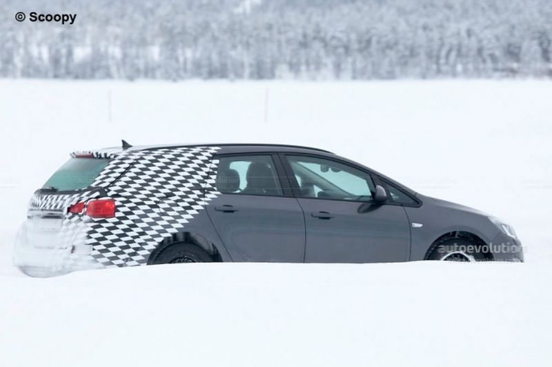 Nowy Opel Astra IV Caravan kombi - zdjcie szpiegowskie
