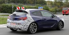 Opel Astra OPC