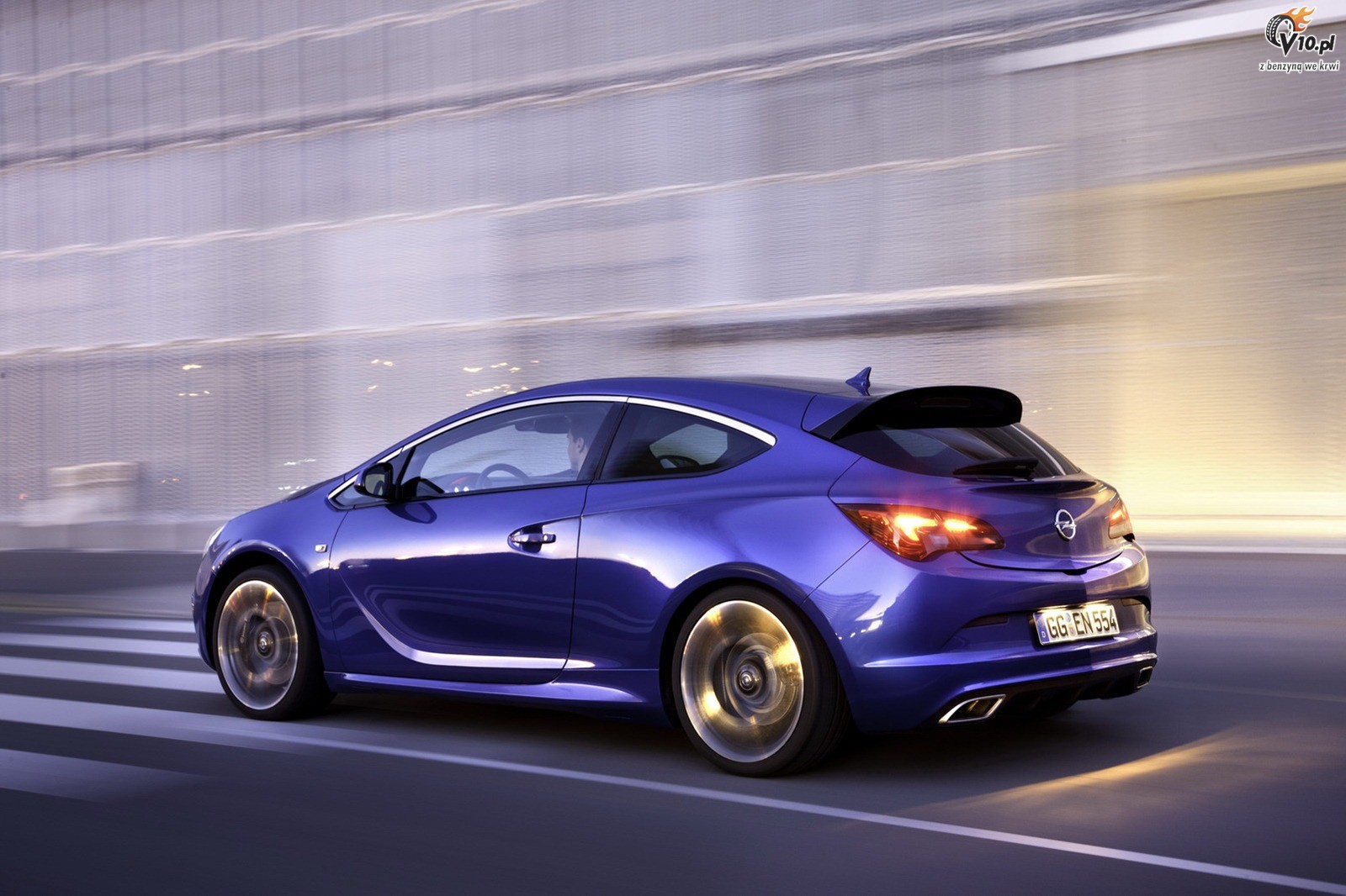 Opel Astra OPC 2012