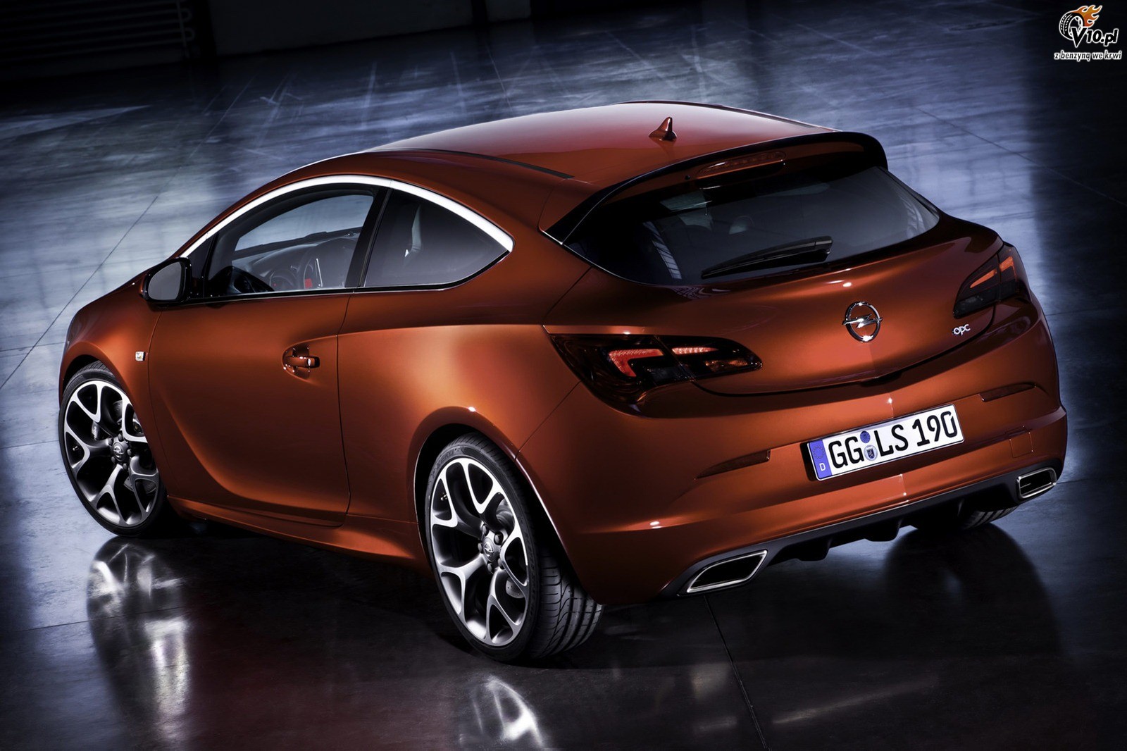 Opel Astra OPC 2012