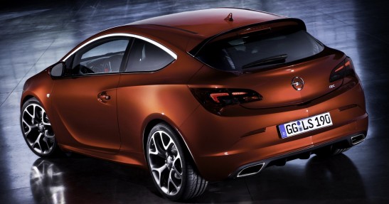 Opel Astra OPC 2012