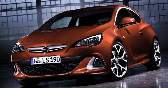 Opel Astra OPC 2012