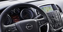 Opel Astra OPC 2012