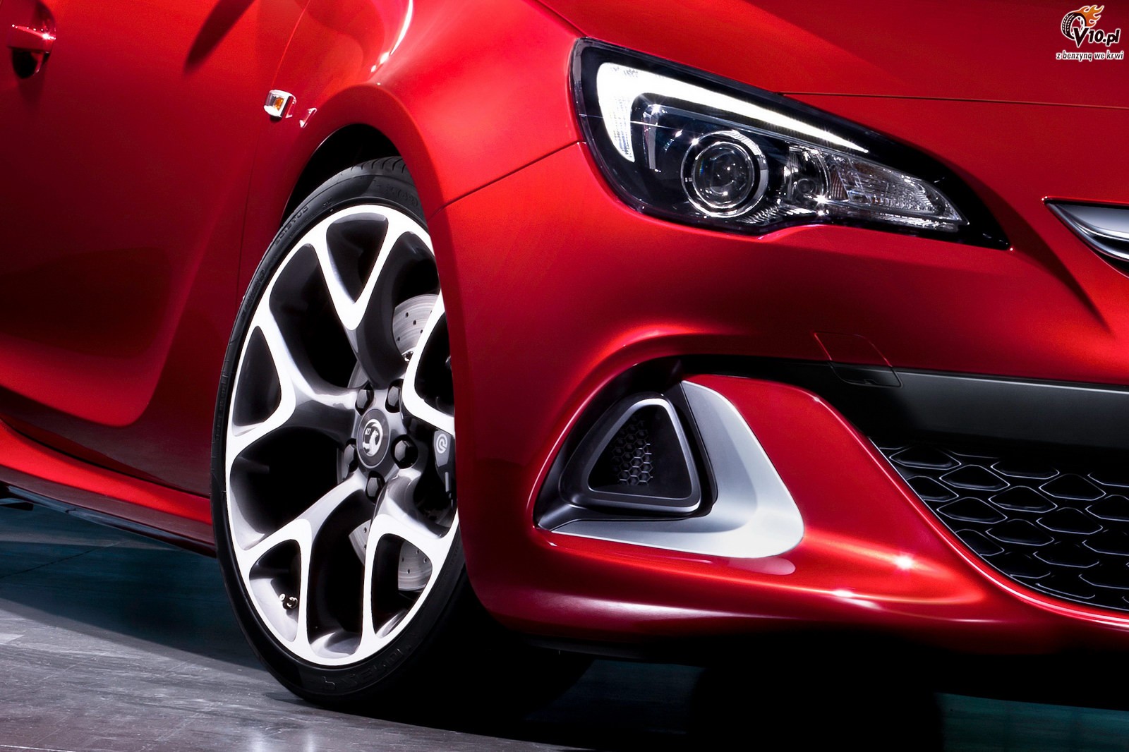 Vauxhall Astra GTC VXR