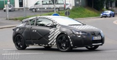 Nowy Opel Astra OPC IV 2011 - zdjcie szpiegowskie