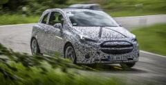 Nowy Opel Corsa - zdjcia szpiegowskie