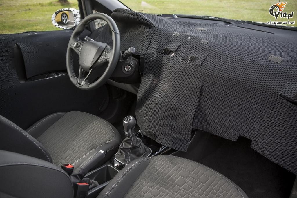 Nowy Opel Corsa - zdjcia szpiegowskie