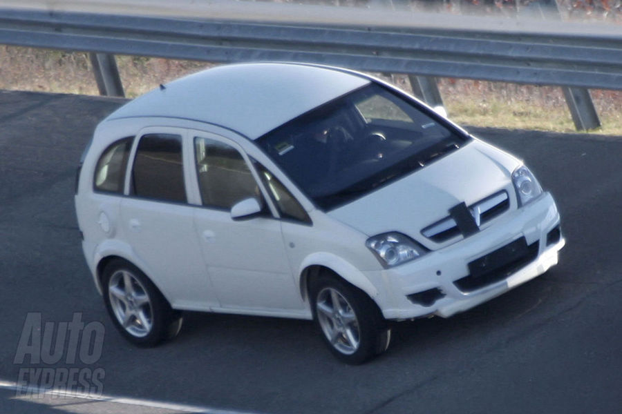 Nowy Opel Corsa SUV - zdjcie szpiegowskie