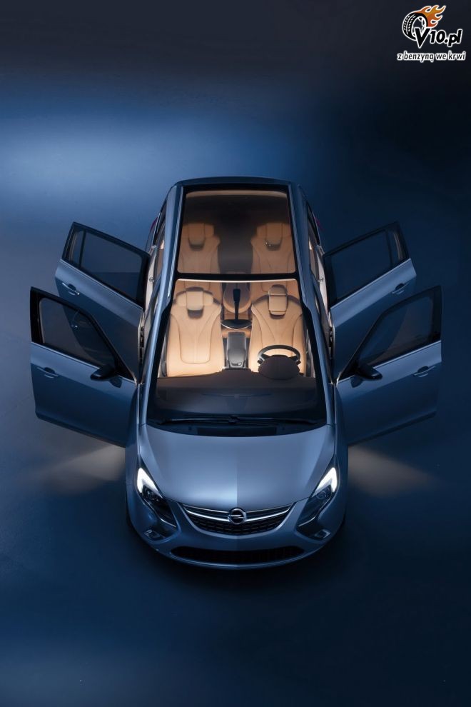 Opel Zafira Tourer Concept