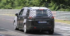 Nowy Opel Zafira III 2011 - zdjcie szpiegowskie