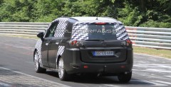 Nowy Opel Zafira III 2011 - zdjcie szpiegowskie