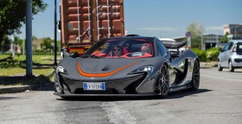 Horacio Pagani przyłapany na jeździe McLarenem P1