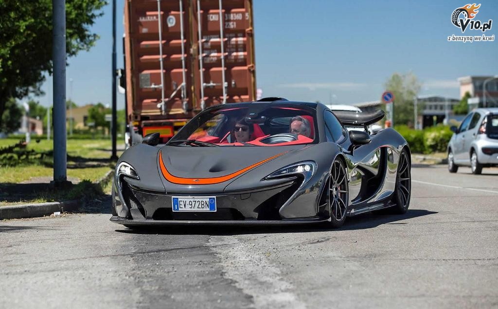 Horacio Pagani McLaren P1