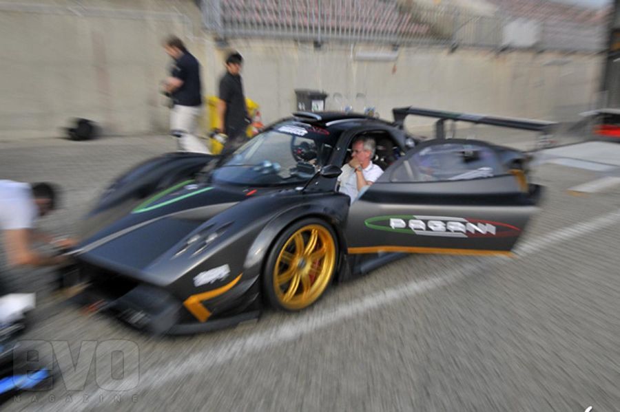 Pagani Zonda R na Nurburgringu