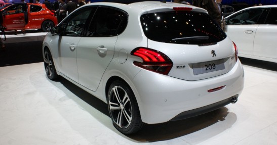 Peugeot 208 2015