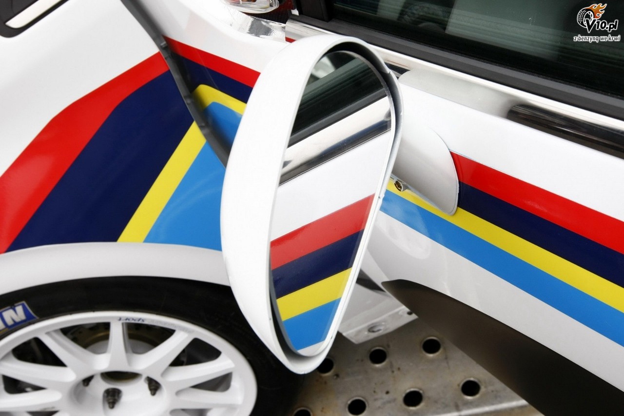 Peugeot 208 GTI R2