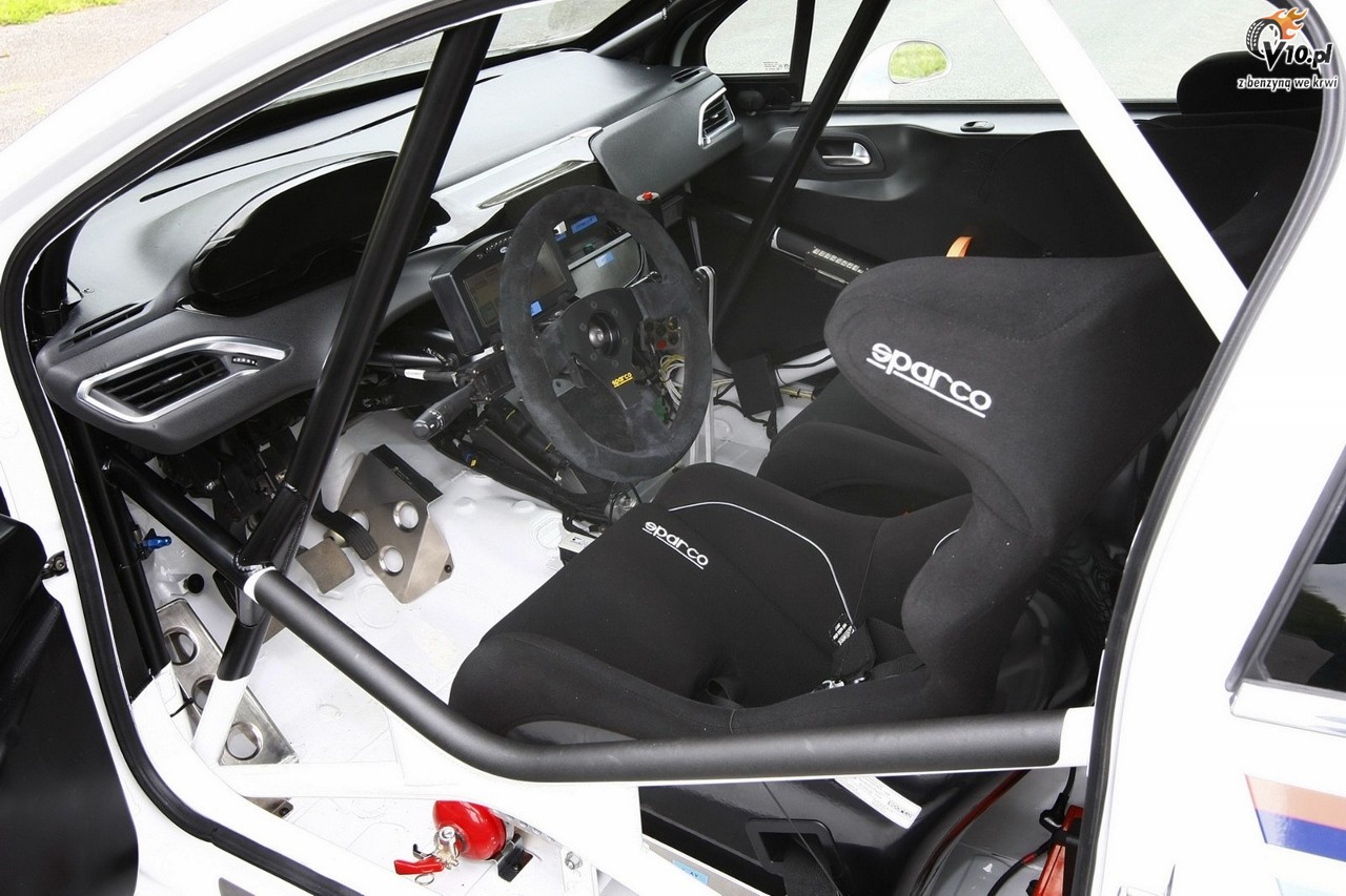 Peugeot 208 GTI R2