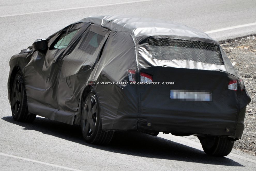 Peugeot 508 Outdoor - zdjcia szpiegowskie