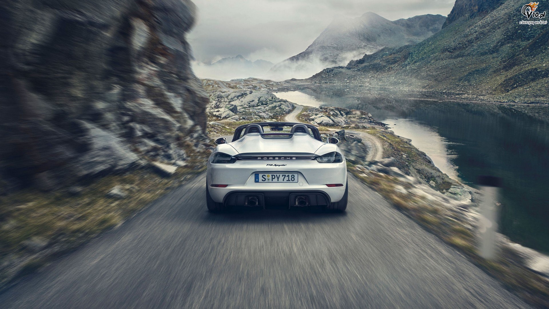 Porsche 718 Boxster Spyder oraz Cayman GT4