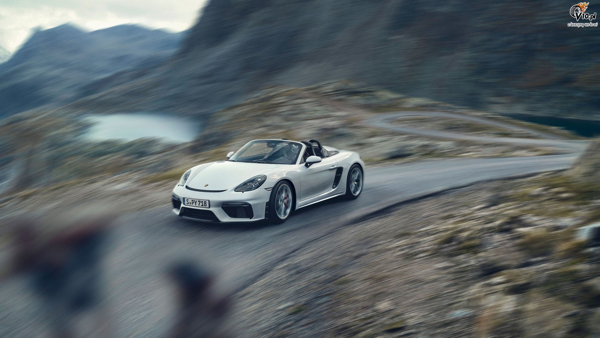 Porsche 718 Boxster Spyder oraz Cayman GT4