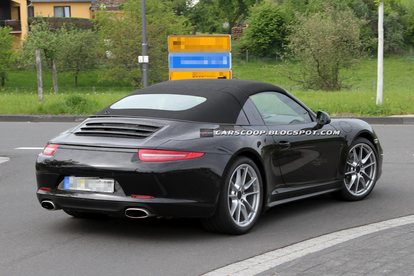 Porsche 911 Targa