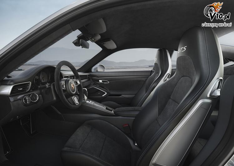 Porsche 911 GTS