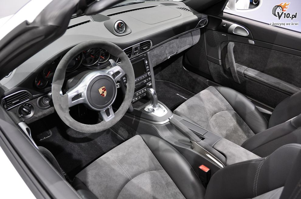 Nowe Porsche 911 Carrera GTS - Paris Motor Show 2010