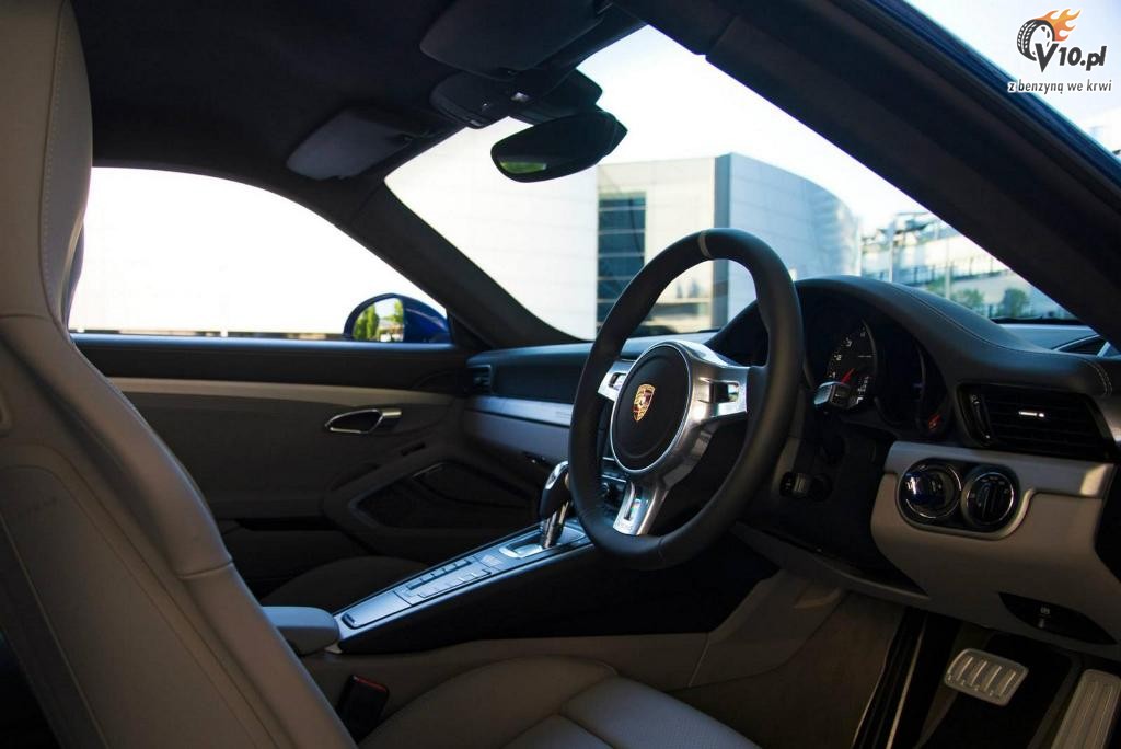 Porsche 911 Carrera 4S 5 Million