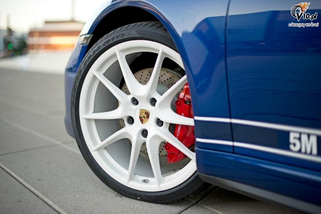 Porsche 911 Carrera 4S 5 Million