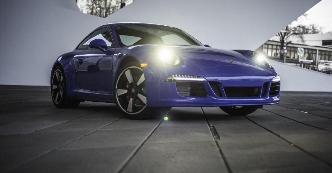 Porsche 911 GTS Club Coupe