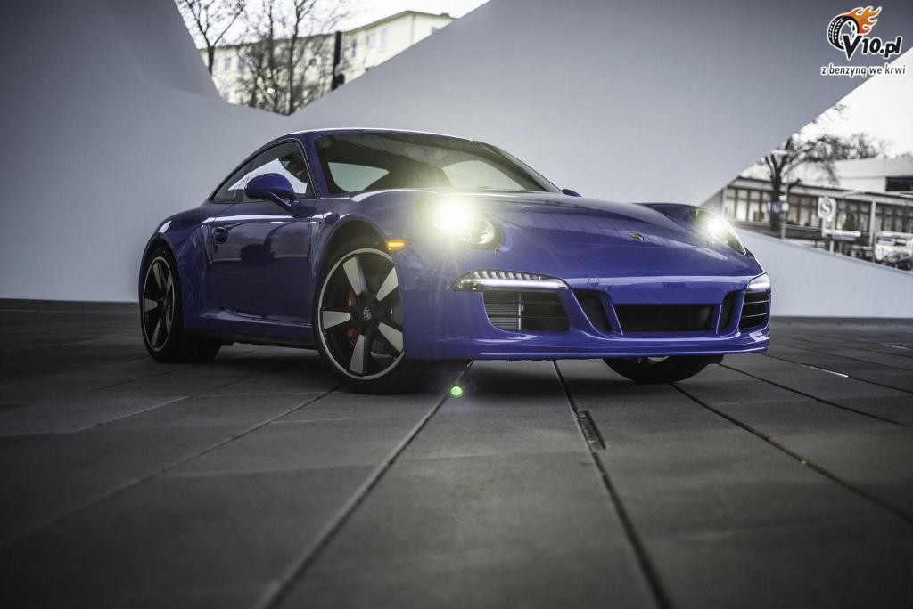 Porsche 911 GTS Club Coupe