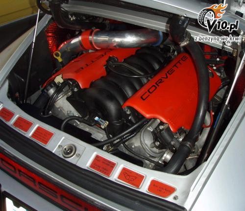 Porshe 911 z silnikiem Corvetty