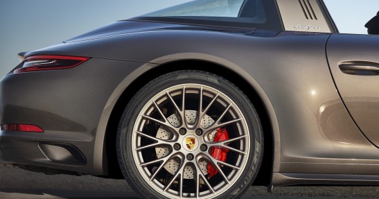 Porsche 911 Targa 4 GTS Exclusive Manufaktur Edition