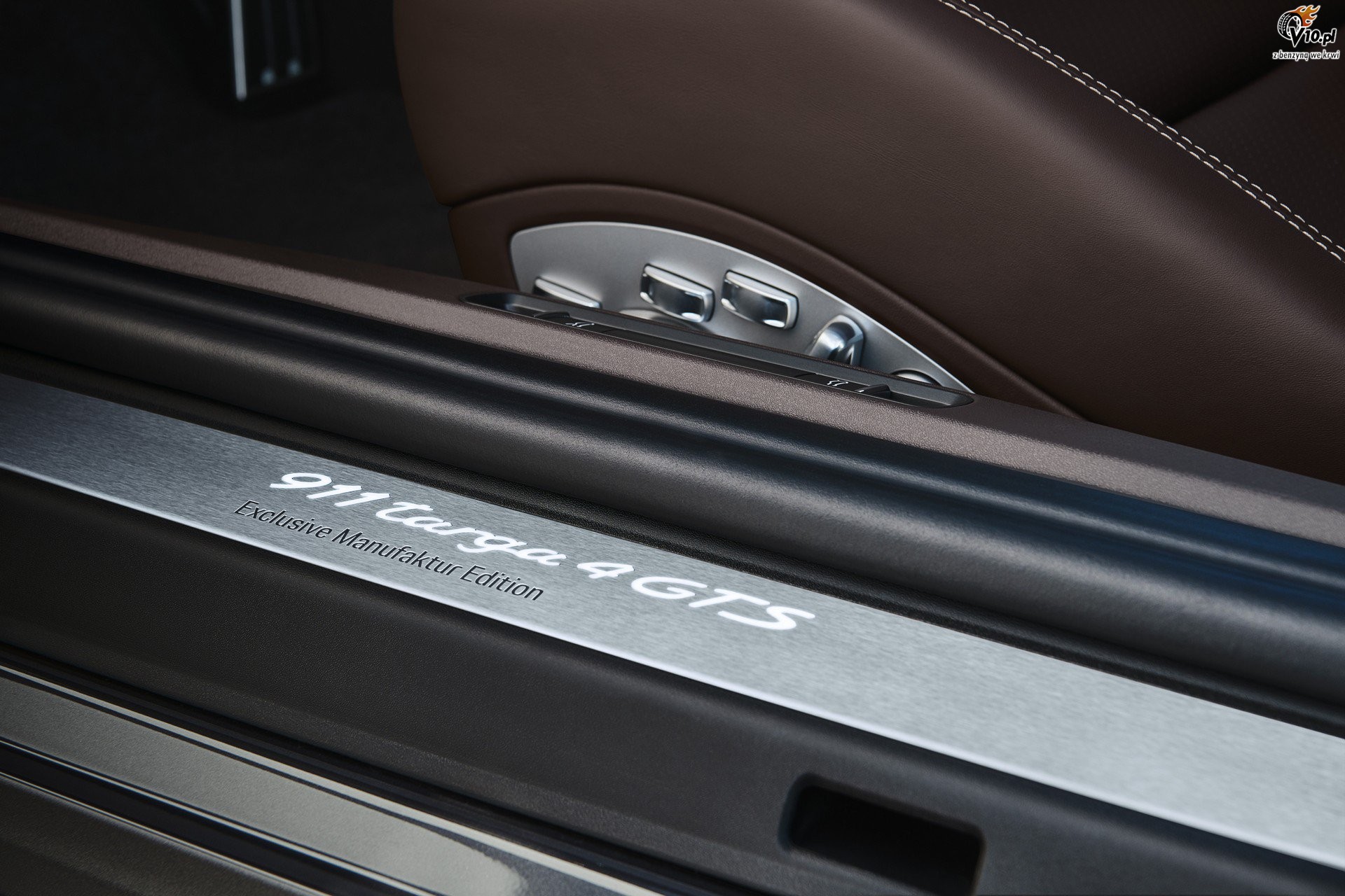 Porsche 911 Targa 4 GTS Exclusive Manufaktur Edition