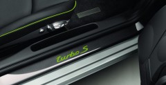 Porsche 911 Turbo S Edition 918 Spyder Porsche 911 Turbo S Edition 918 Spyder