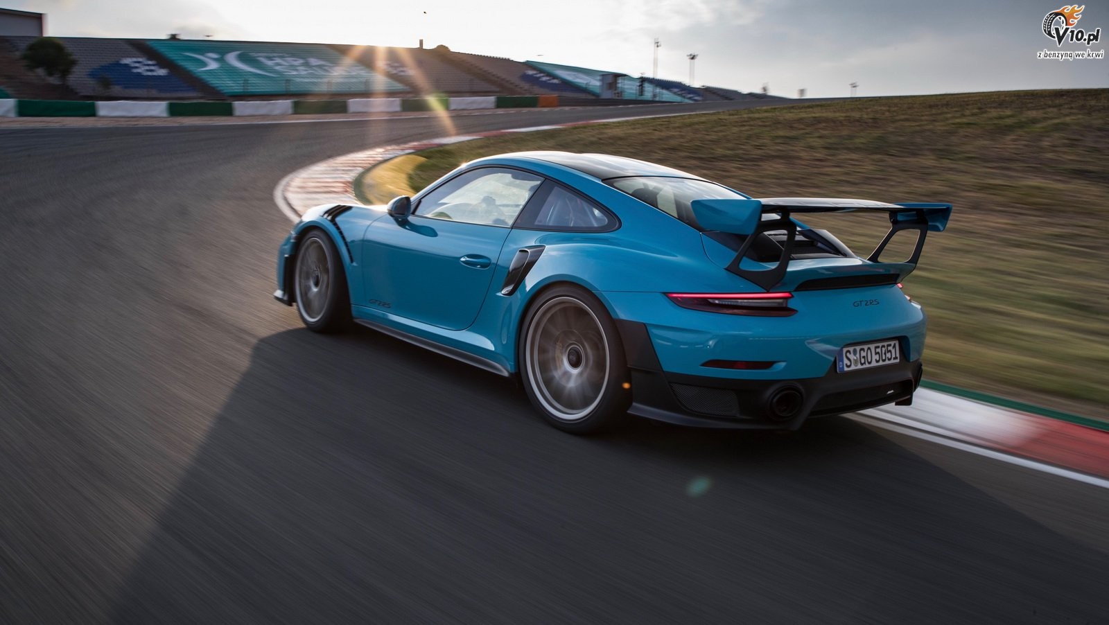 Porsche 911 GT2 RS