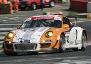 Porsche 911 GT3 R Hybrid podczas wyścigu