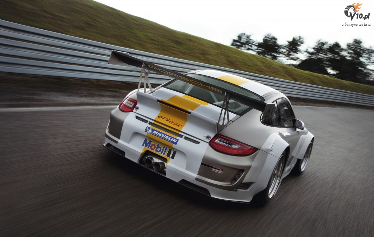 Porsche 911 GT3 RSR 2011