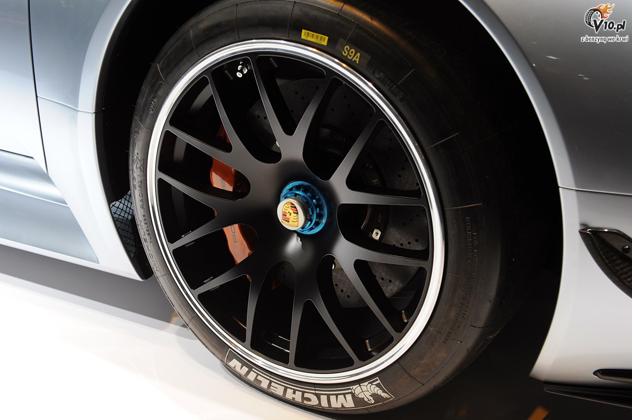 Porsche 918
