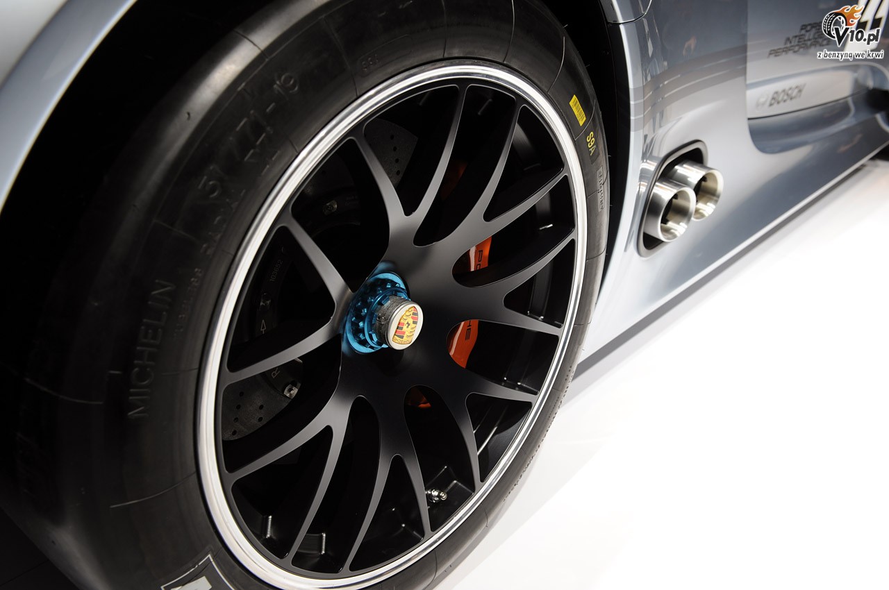Porsche 918 RSR na targach w Detroit 2011