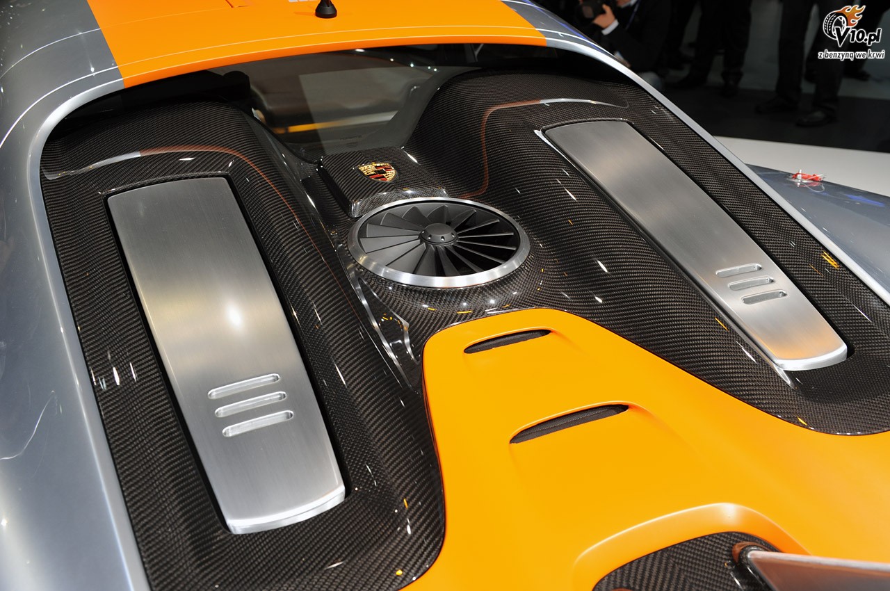 Porsche 918 RSR na targach w Detroit 2011
