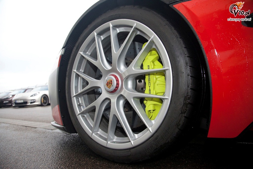 Porsche 918 Spyder - galeria