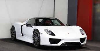 Całkowicie nowe Porsche 918 Spyder na sprzedaż
