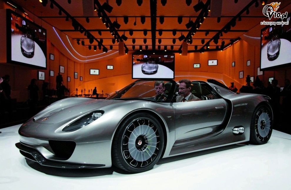 Porsche 918 Spyder Concept