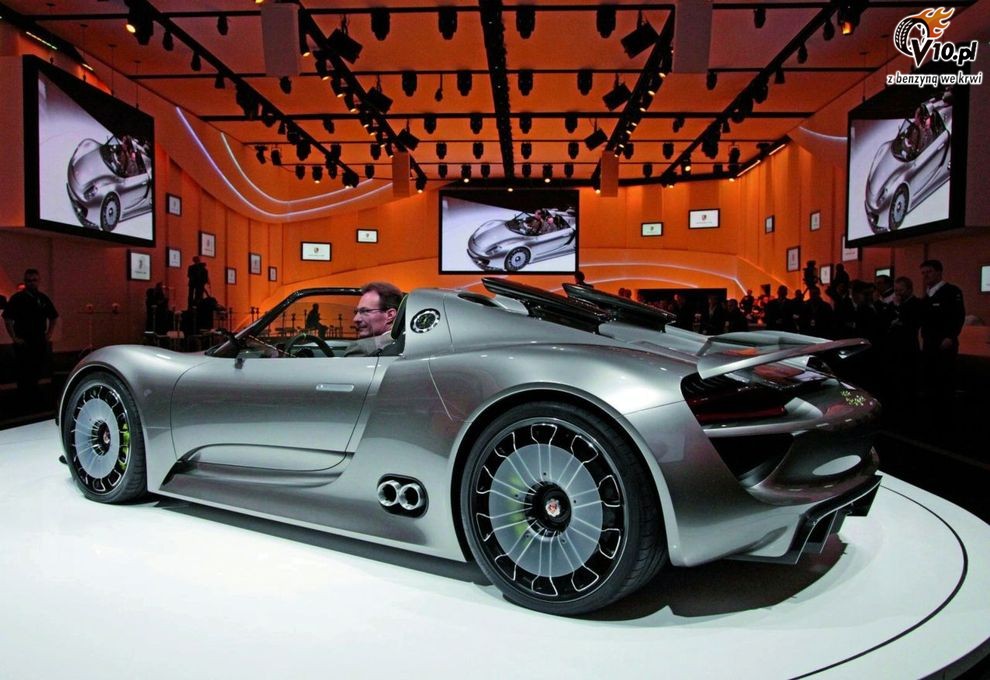 Porsche 918 Spyder Concept