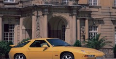 Porsche 928