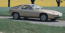 Porsche 928