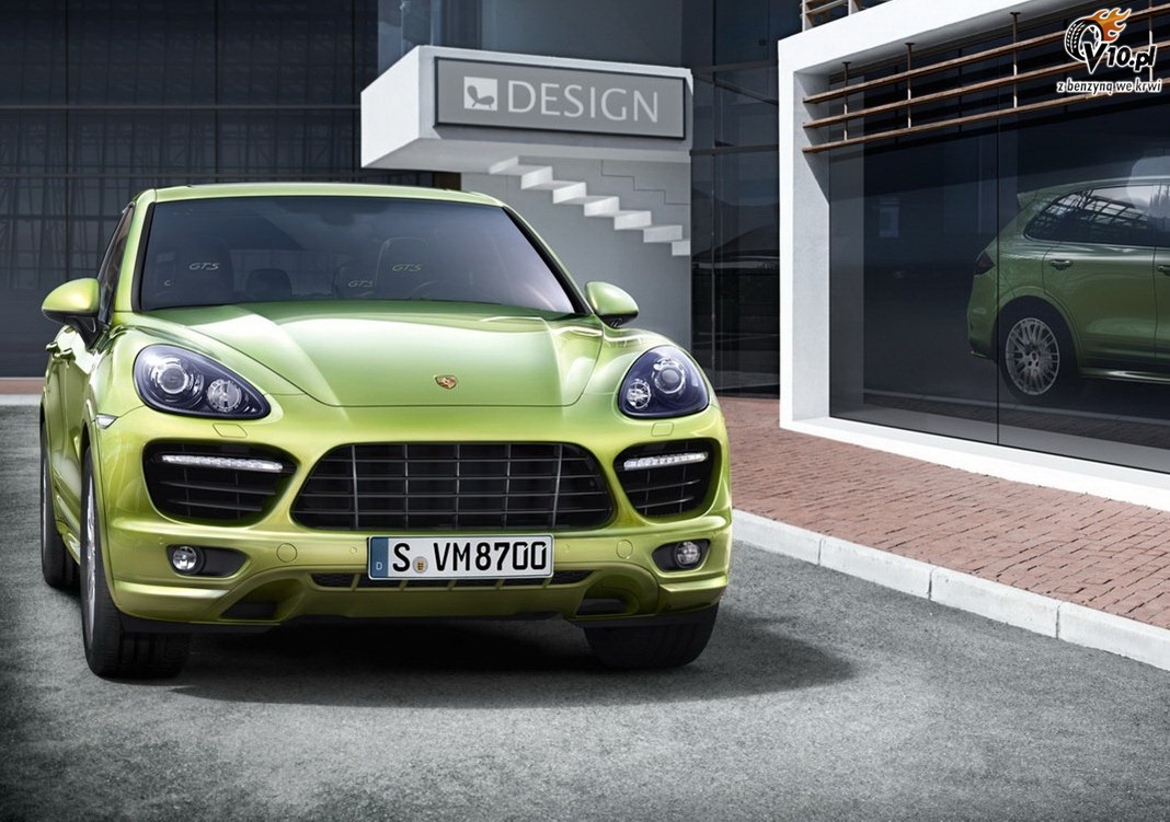 Porsche Cayenne GTS 2013